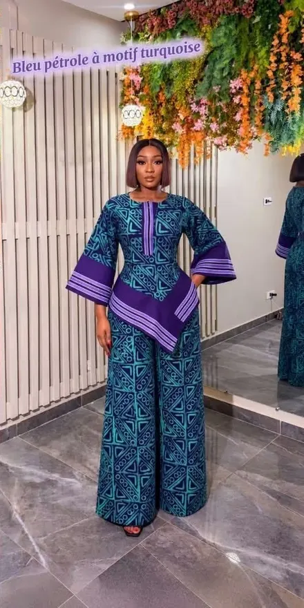 Ensemble tunique asymétrique bleu pétrole